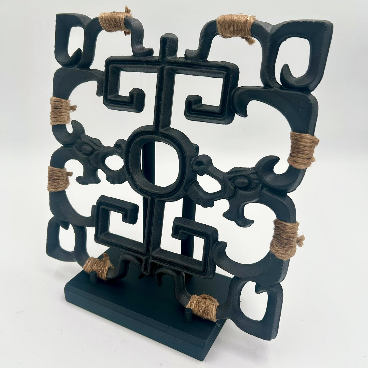 Tiki Dragon Breezeway Tile with Stand