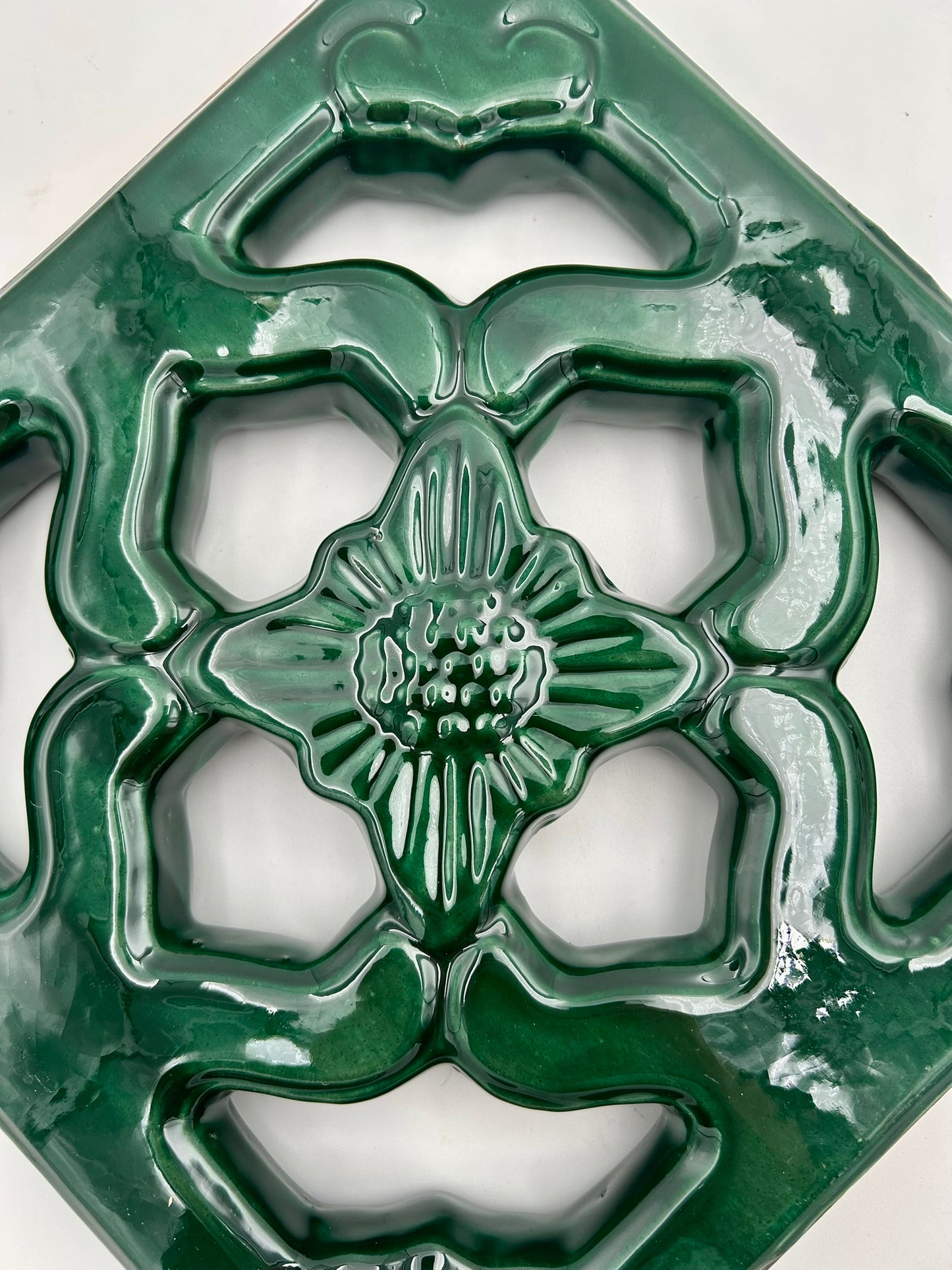 Tiki Jade Breezeway Tile Set of Two, Classic Jade