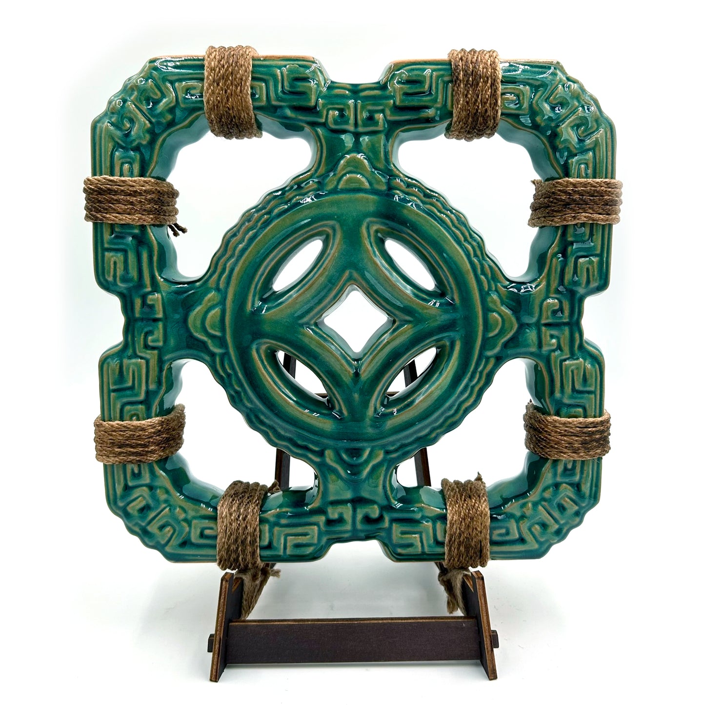 Tiki Jade Breezeway Tile with Stand